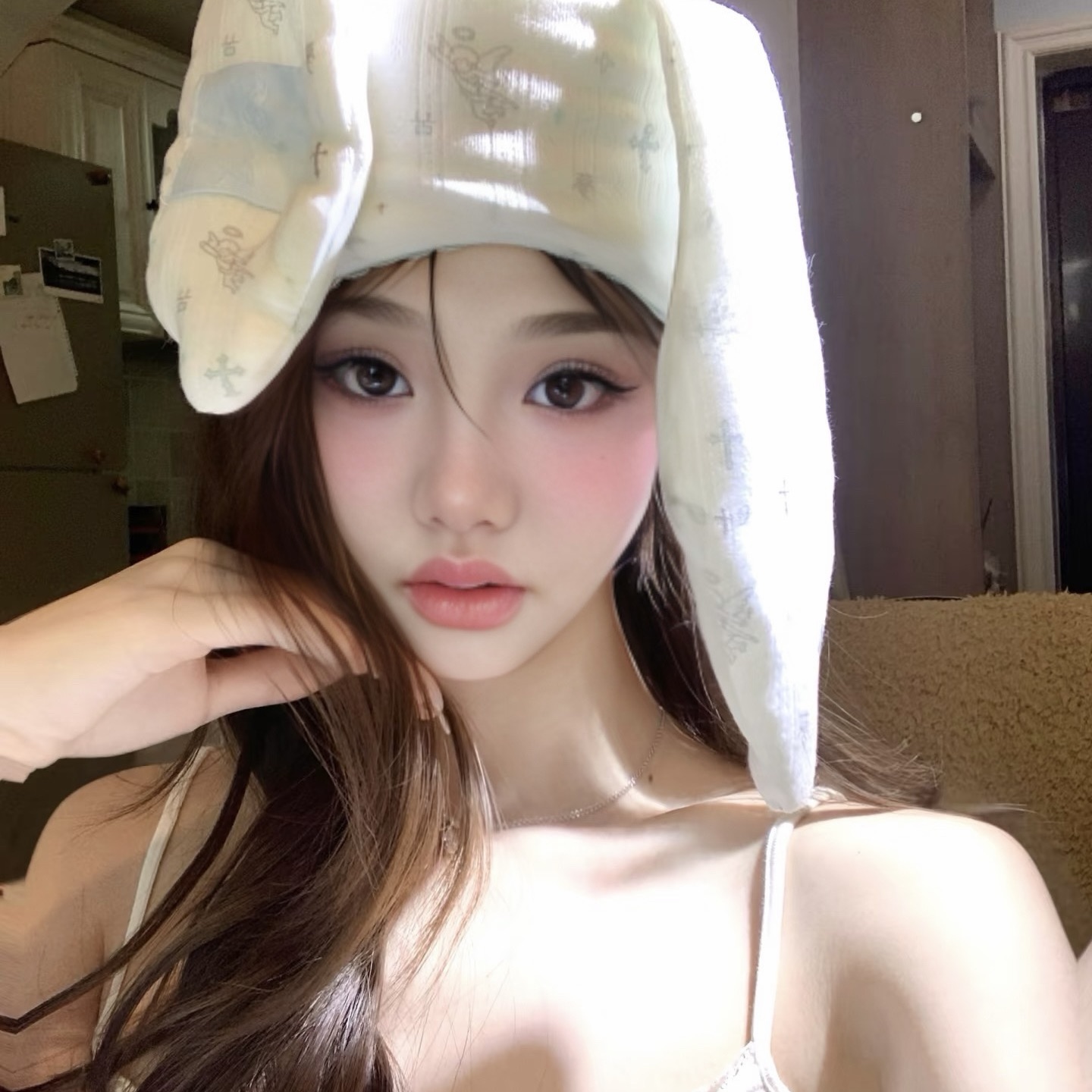 猫腻月弯弯