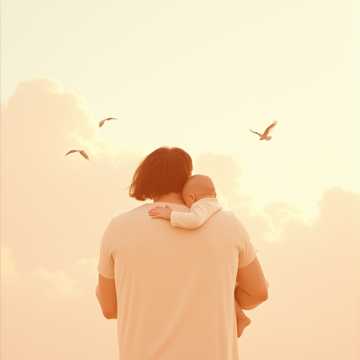 Папа рядом, хоть и д