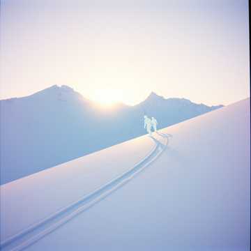 雪よ舞え空高く