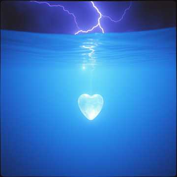 Накрыла нас тишина