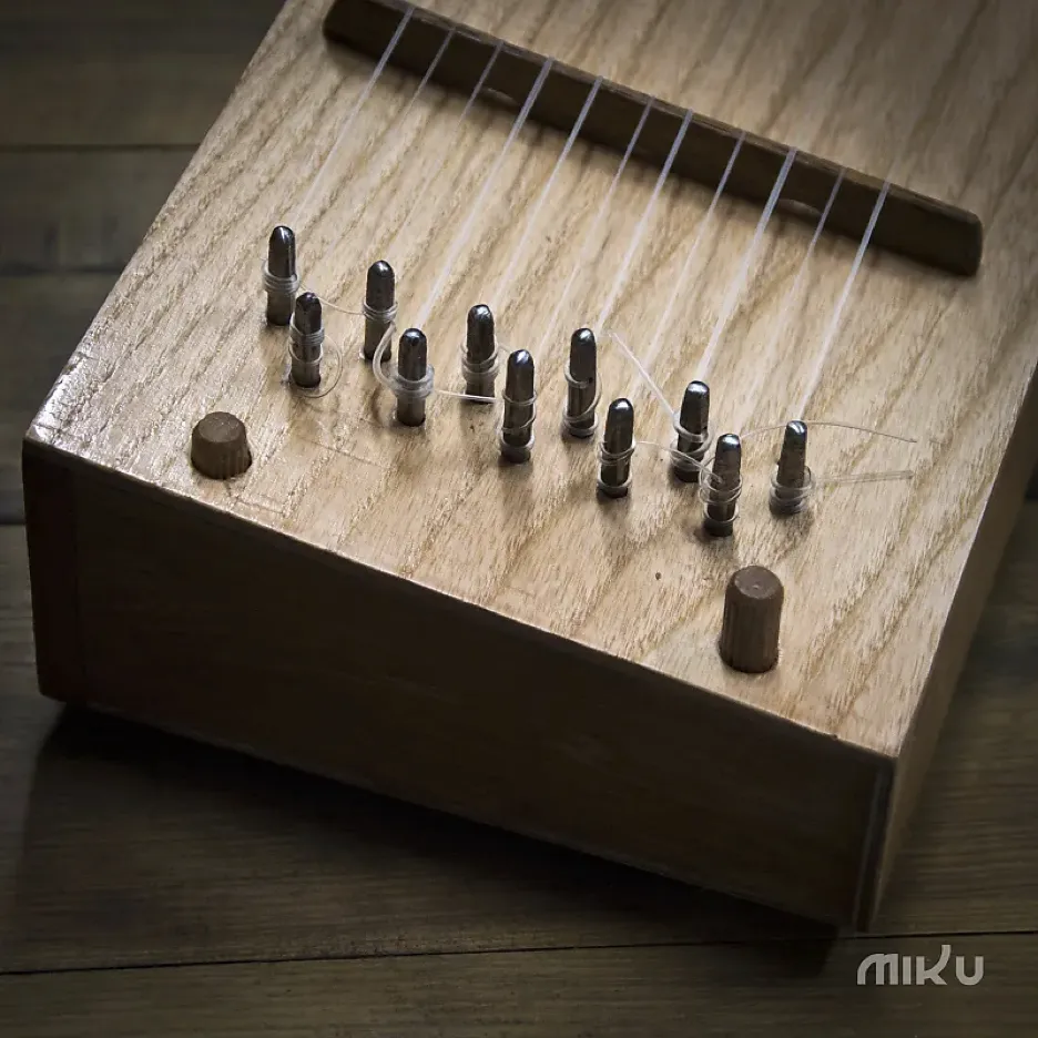 Aeolian Harp: The Enchanting Sounds of a Wind-Powered Instrument